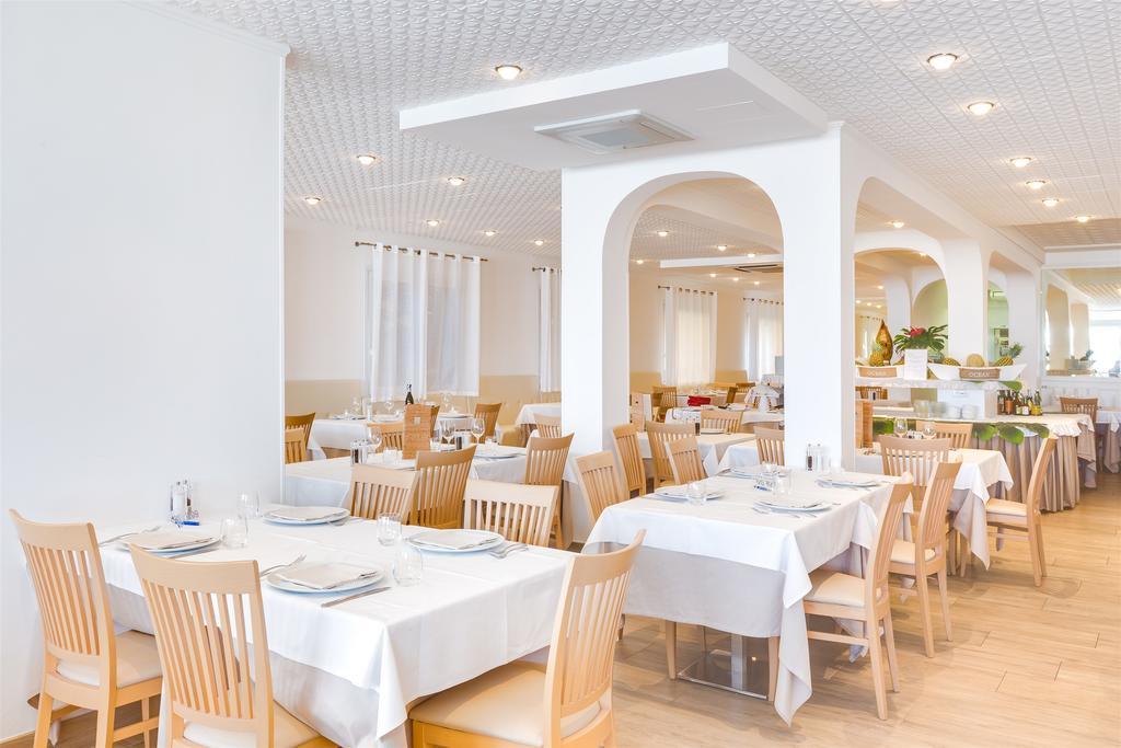 Hotel Bellariva Jesolo Extérieur photo